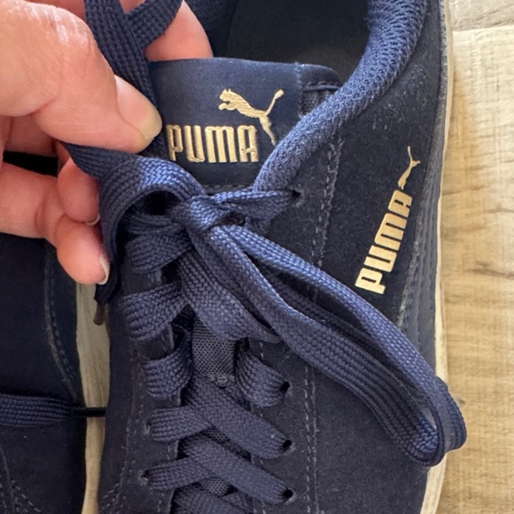 Puma Dark Blue Suede Sneakers (6 Women’s) - Picture 4 of 6